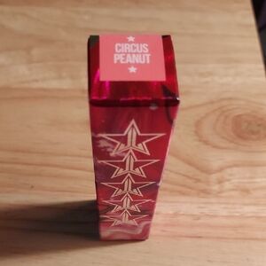 Jeffree Star Circus Peanut Lipstick - Vibrant Red